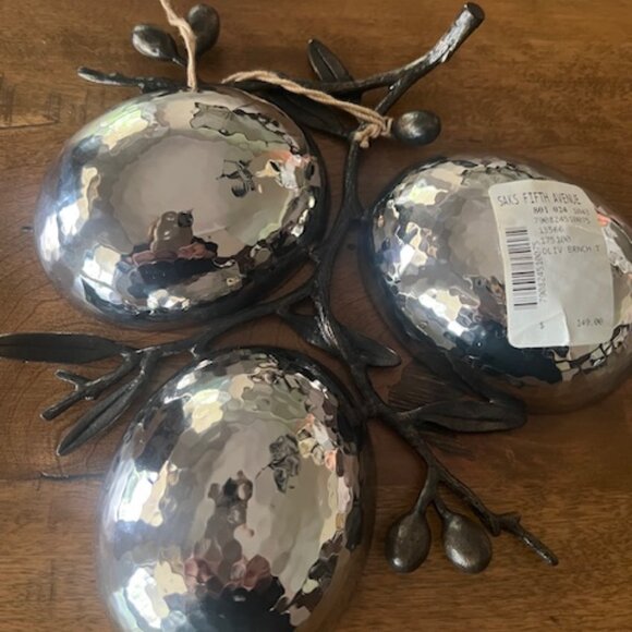 Michael Aram Olive Branch Triple Compartment Dish - Picture 3 of 10